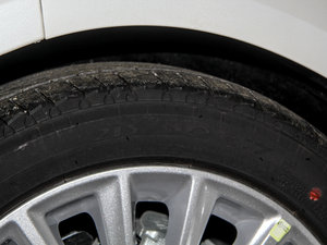 2015Ɏ EcoBoost 180 Ԅ(dng)\(yn)(dng) ݆̥ߴ