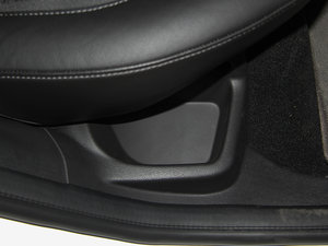 2015Ɏ EcoBoost 180 Ԅ\ g