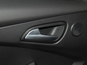 2015Ɏ EcoBoost 180 Ԅ\ g