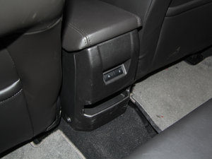 2015Ɏ EcoBoost 180 Ԅ(dng)\(yn)(dng) g