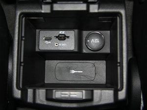 2015Ɏ EcoBoost 180 Ԅ\ g