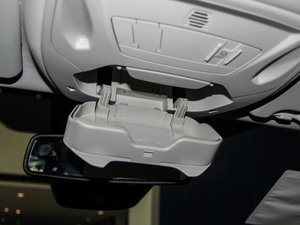 2015Ɏ EcoBoost 180 Ԅ\ g