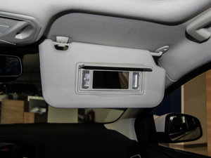 2015Ɏ EcoBoost 180 Ԅ\ g