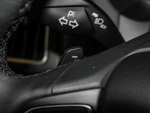 2015Ɏ EcoBoost 180 Ԅ\ п؅^