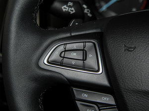 2015Ɏ EcoBoost 180 Ԅ\ п؅^