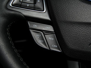 2015Ɏ EcoBoost 180 Ԅ\ п؅^