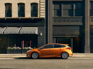 2015Ɏ EcoBoost 180 Ԅ\ w^