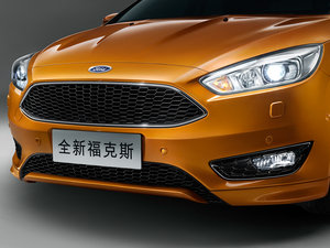 2015Ɏ EcoBoost 180 Ԅ\ ^