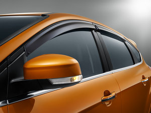 2015Ɏ EcoBoost 180 Ԅ\ ^