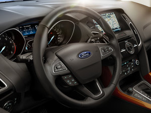 2015Ɏ EcoBoost 180 Ԅ(dng)\(yn)(dng) п؅^(q)