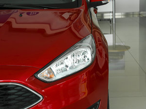 2015Ɏ EcoBoost 125 ԄӳL ^