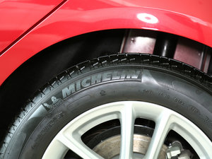 2015Ɏ EcoBoost 125 ԄӳL ^