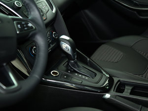 2015Ɏ EcoBoost 125 ԄӳL п؅^