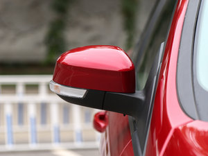 2015Ɏ EcoBoost 125 ԄӳL ^