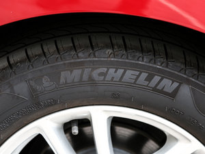 2015Ɏ EcoBoost 125 ԄӳL ݆̥Ʒ