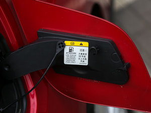 2015Ɏ EcoBoost 125 ԄӳL ^