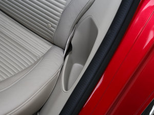 2015Ɏ EcoBoost 125 ԄӳL g