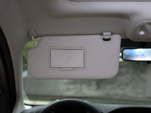 2015Ɏ EcoBoost 125 ԄӳL g