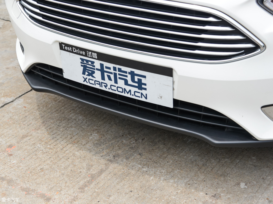 2015˹  EcoBoost 125 քӳL