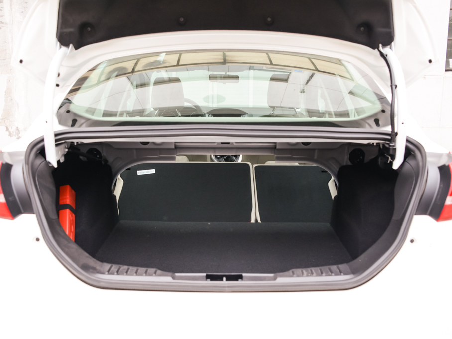 2015˹  EcoBoost 125 քӳL