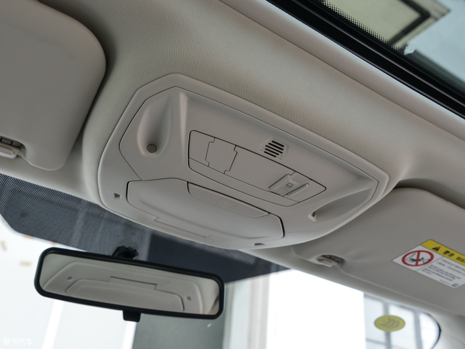 2015˹  EcoBoost 125 քӳL