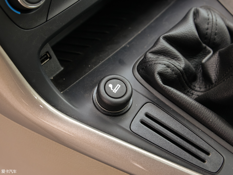 2015˹  EcoBoost 125 քӳL