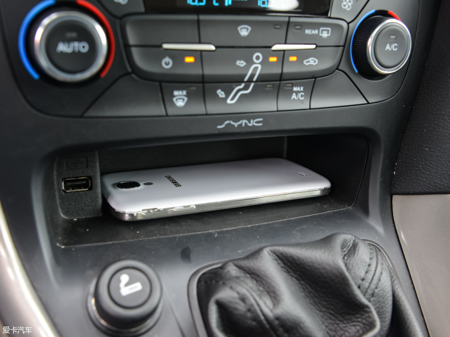 2015˹  EcoBoost 125 քӳL