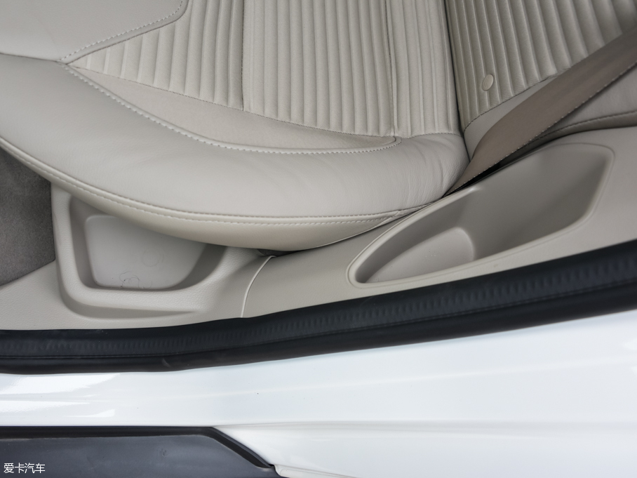 2015˹  EcoBoost 125 քӳL