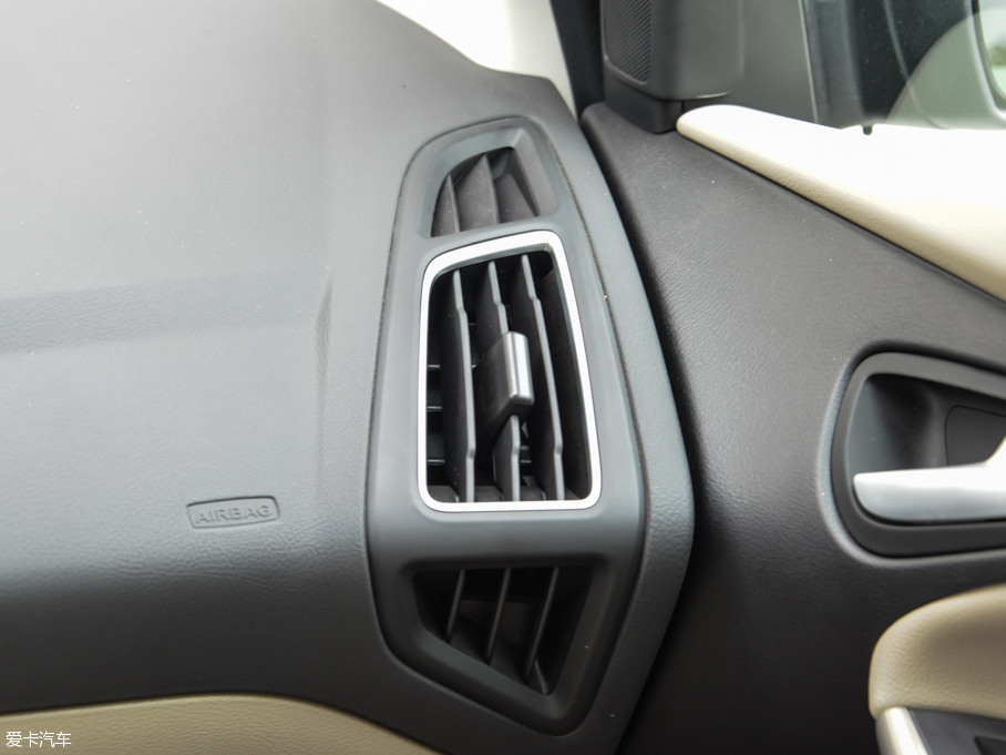 2015˹  EcoBoost 125 քӳL