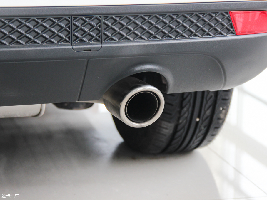 2015˹  EcoBoost 180 Ԅ(dng)Ş