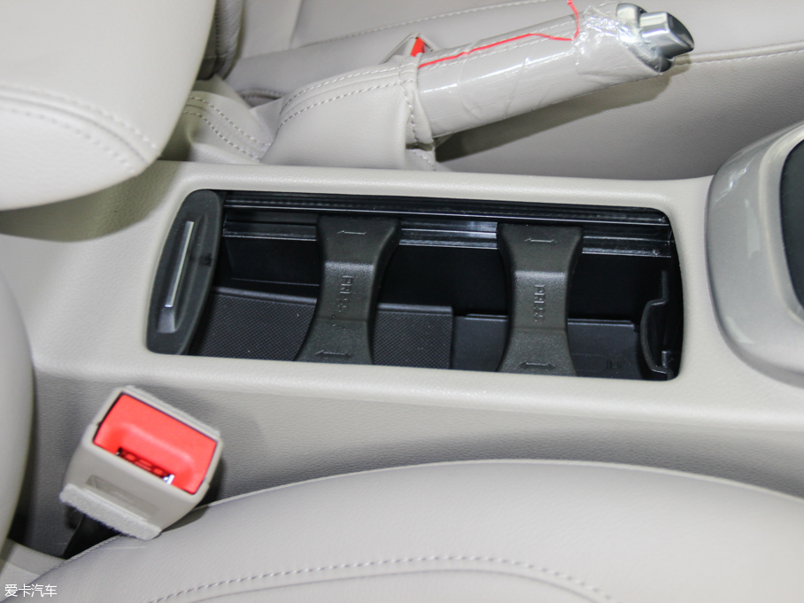 2015˹  EcoBoost 180 Ԅ(dng)Ş