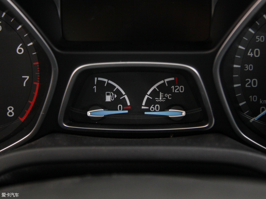 2015˹  EcoBoost 180 ԄŞ