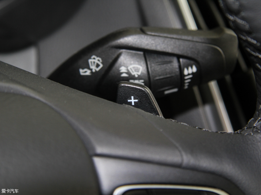 2015˹  EcoBoost 180 Ԅ(dng)Ş