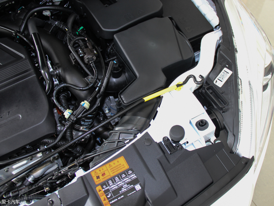 2015˹  EcoBoost 180 ԄŞ