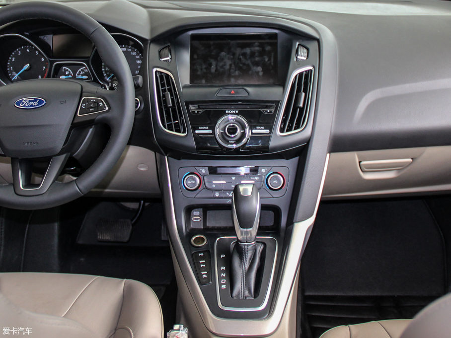 2015˹  EcoBoost 180 Ԅ(dng)Ş