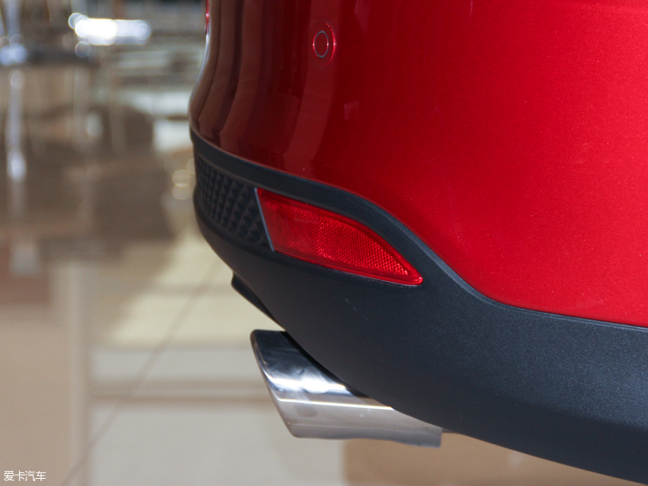 2015˹  EcoBoost 180 ԄӾӢ