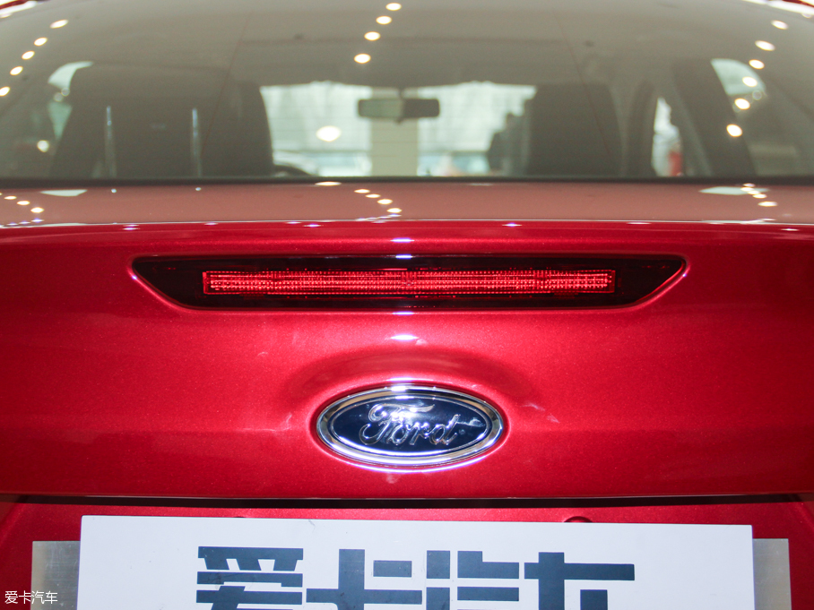 2015˹  EcoBoost 180 ԄӾӢ