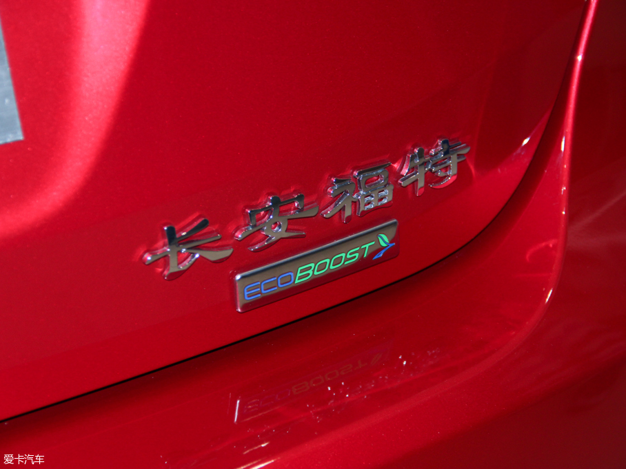 2015˹  EcoBoost 180 ԄӾӢ