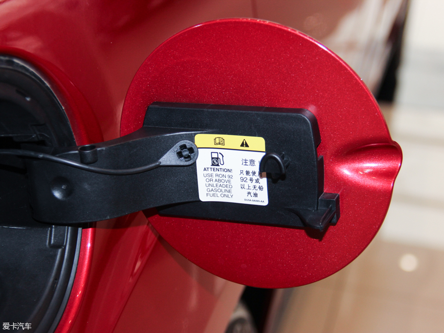 2015˹  EcoBoost 180 ԄӾӢ