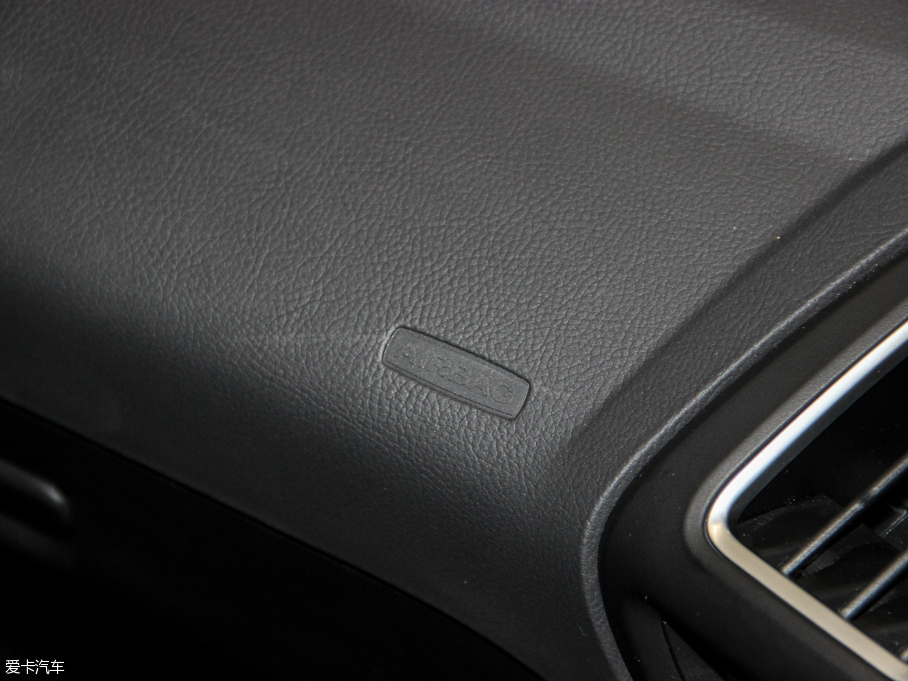 2015˹  EcoBoost 180 Ԅ(dng)Ӣ