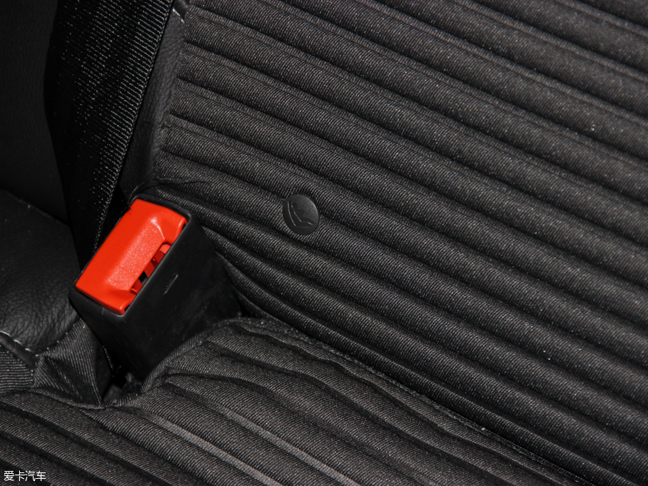 2015˹  EcoBoost 180 ԄӾӢ