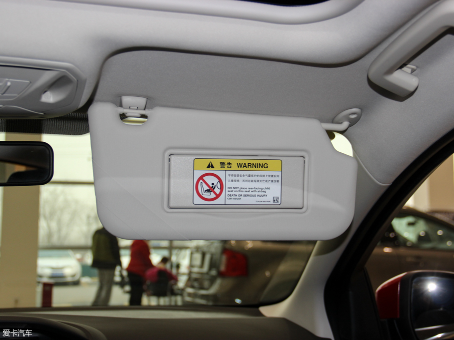 2015˹  EcoBoost 180 ԄӾӢ