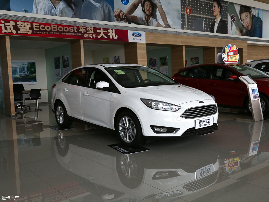 2015˹  EcoBoost 125 ԄӳL