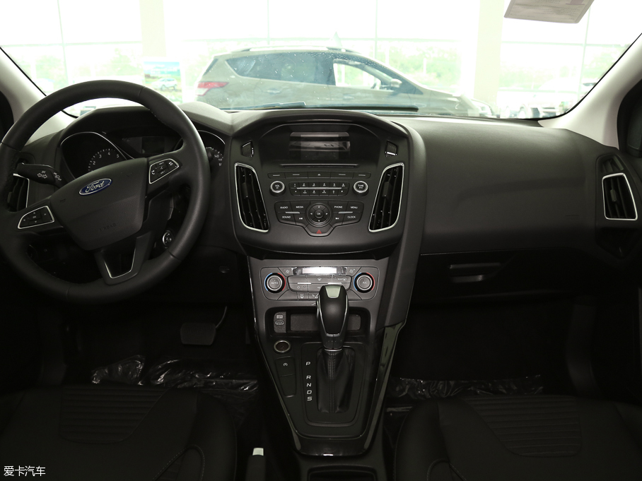 2015˹  EcoBoost 125 ԄӳL