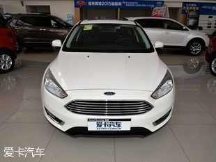 長安福特2015款新福克斯三廂