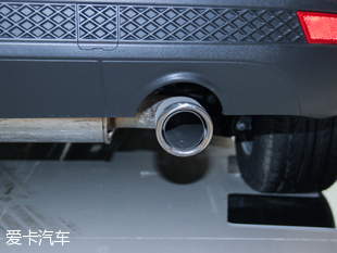 長(zhǎng)安福特2015款新福克斯三廂