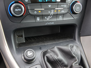 2015 EcoBoost 125 քӳL g