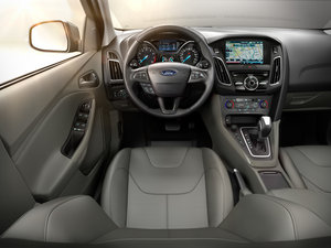 2015 EcoBoost 180 ԄŞ п؅^