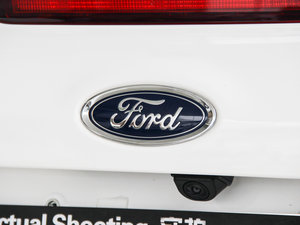 2015 EcoBoost 180 ԄŞ ^