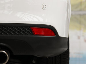 2015 EcoBoost 180 ԄŞ ^